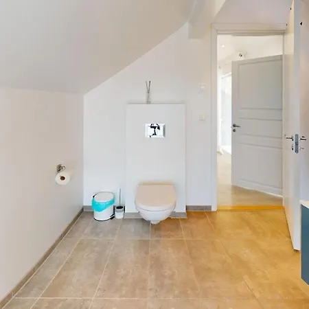 Ocean View And Jacuzzi *