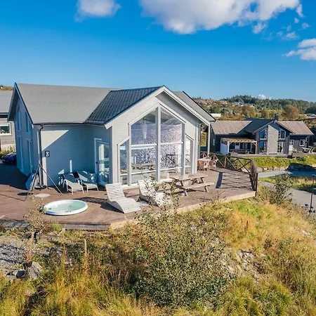 Дом отдыха Ocean View And Jacuzzi *