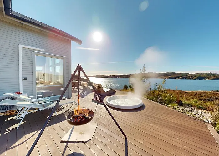 Ocean View And Jacuzzi