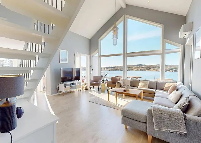 Ocean View And Jacuzzi *