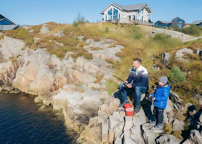 Ocean View And Jacuzzi Feriehus Forland