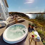 Ocean View And Jacuzzi Semesterbostad Forland